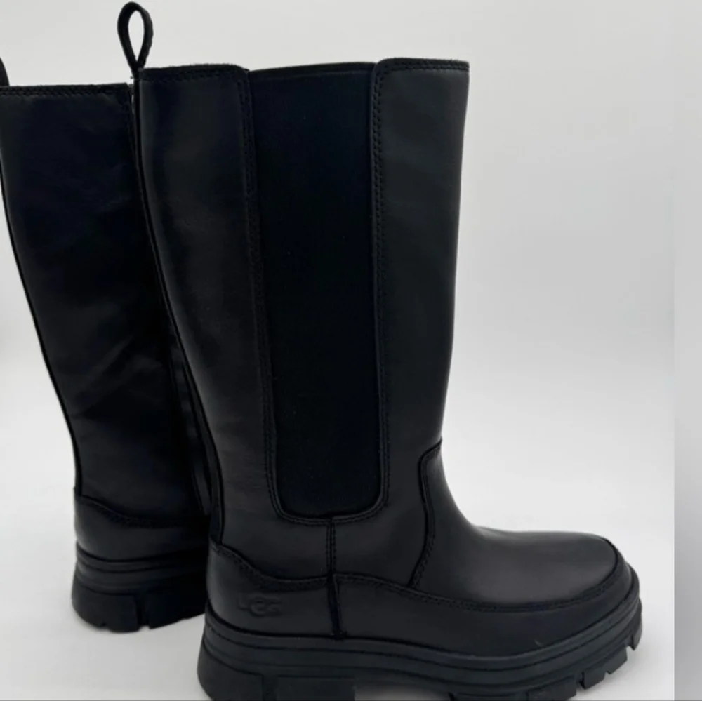 UGG Black Leather Ashton High Chelsea Winter Boots Size 7 - Picture 5 of 8